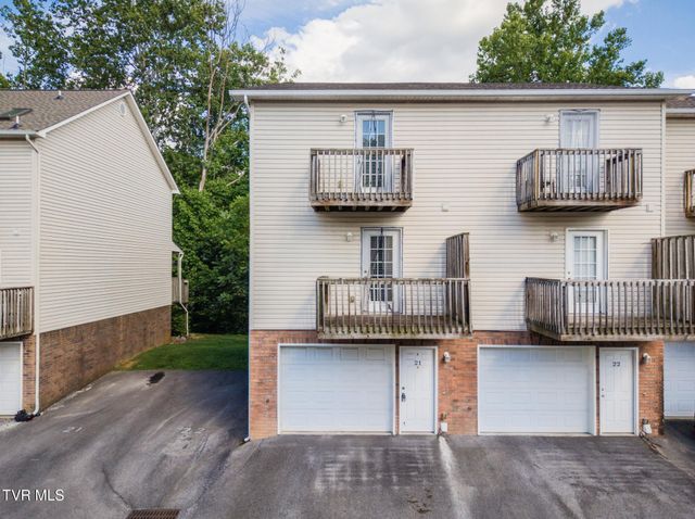 2305 South S Greenwood Drive Unit 21, Johnson City, TN 37604