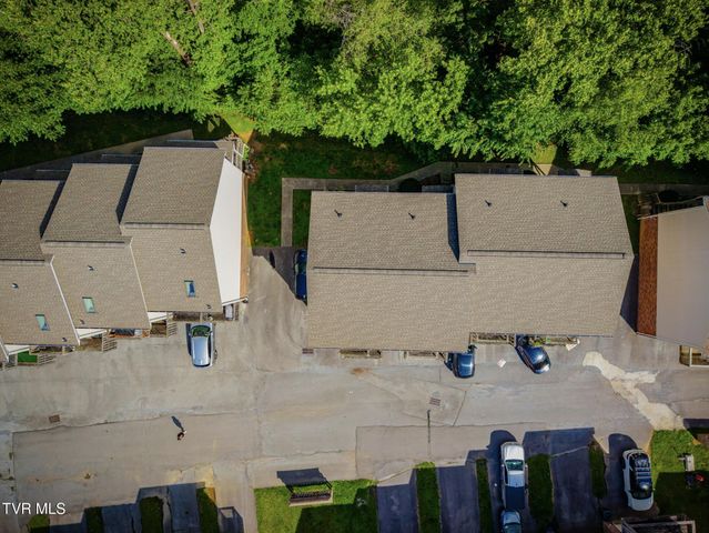 2305 South S Greenwood Drive Unit 21, Johnson City, TN 37604