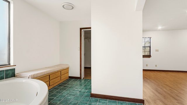 9316 Kingswood Road, Panama City, FL 32409