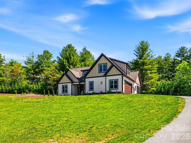 158 Trellem Trail, Hendersonville, NC 28739