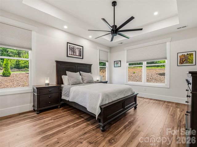 158 Trellem Trail, Hendersonville, NC 28739