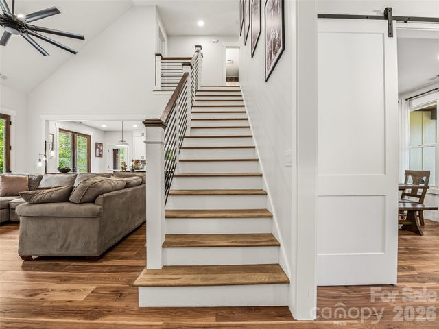 158 Trellem Trail, Hendersonville, NC 28739