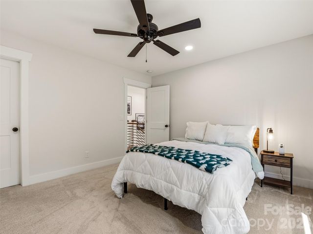 158 Trellem Trail, Hendersonville, NC 28739