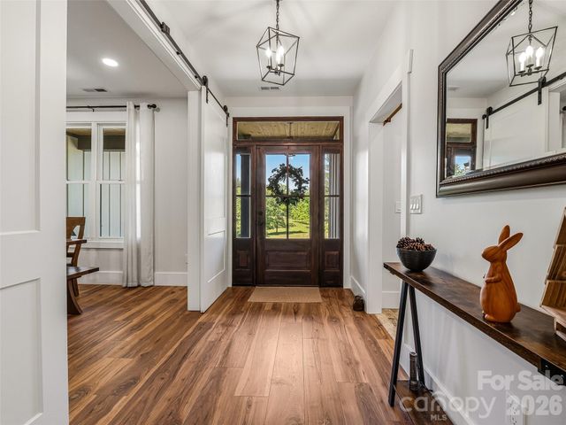 158 Trellem Trail, Hendersonville, NC 28739