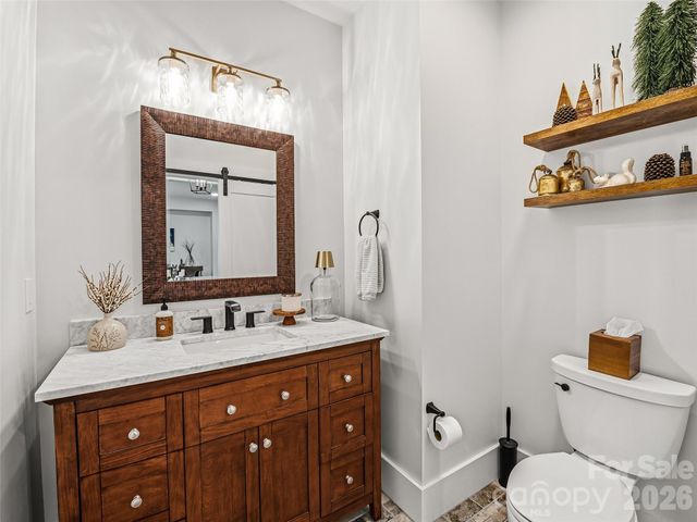 158 Trellem Trail, Hendersonville, NC 28739