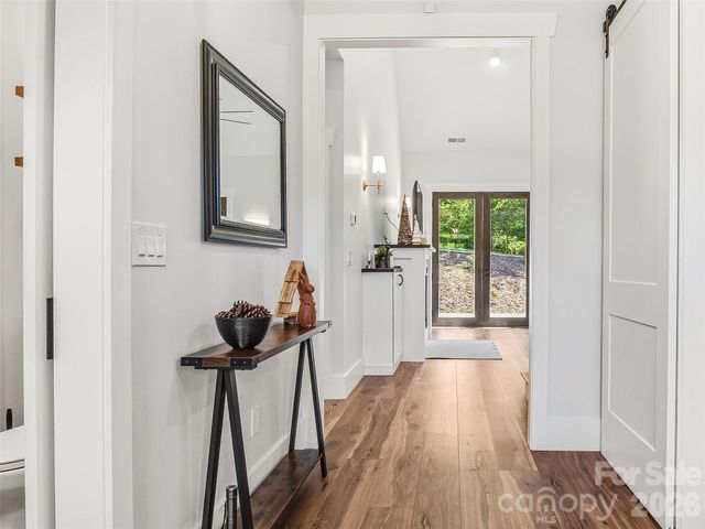 158 Trellem Trail, Hendersonville, NC 28739