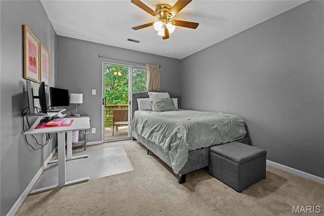 9125 N Swan Circle, Brentwood, MO 63144