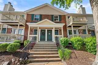 9125 N Swan Circle, Brentwood, MO 63144