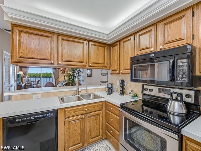 1045 Mainsail DR 413, Naples, FL 34114