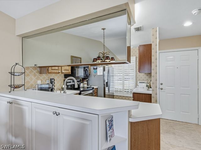 1045 Mainsail DR 413, Naples, FL 34114