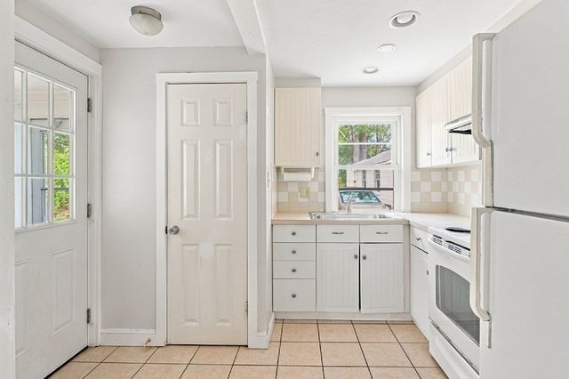 269 Pond Street, Braintree, MA 02184