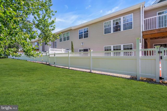 272 COLT STREET, Pennington, NJ 08534