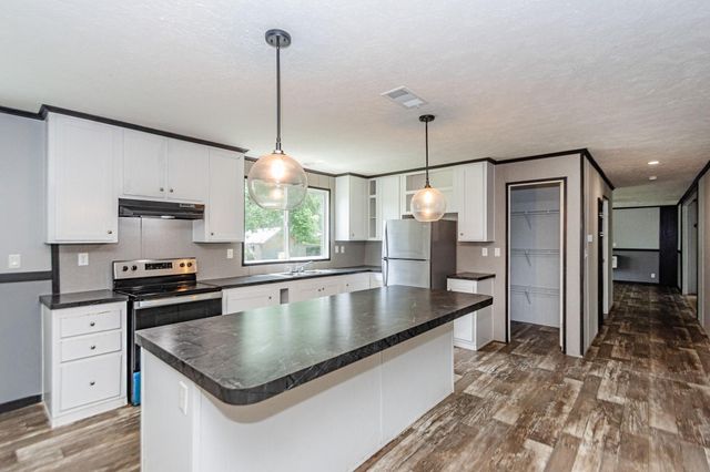 5011 County Road 244, Brazoria, TX 77422