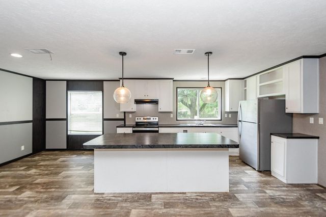 5011 County Road 244, Brazoria, TX 77422