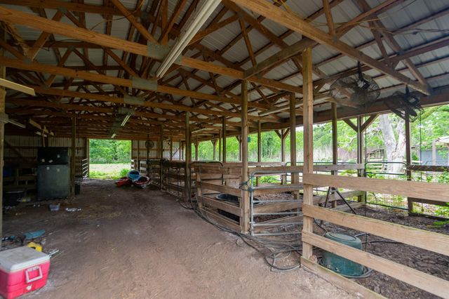 5011 County Road 244, Brazoria, TX 77422