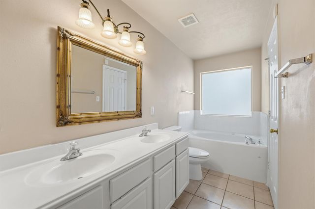 418 Mystic Trail Loop, Houston, TX 77339