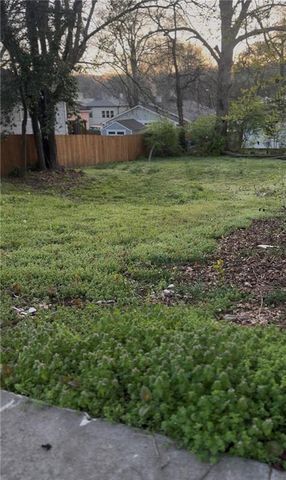 1102 Sims SW Street, Atlanta, GA 30310