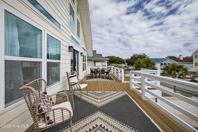 929 Riptide Lane, Carolina Beach, NC 28428