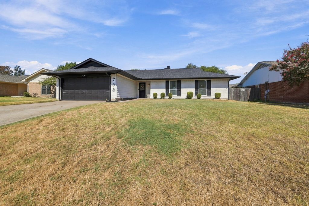 733 Montvale Drive, Mansfield, TX 76063 — photo 3
