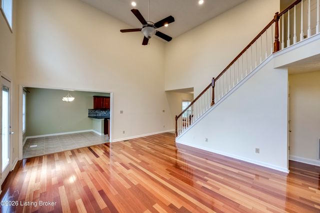 4710 Bay Cove Ct, Louisville, KY 40245