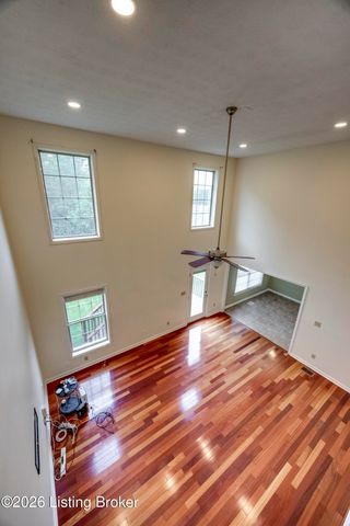 4710 Bay Cove Ct, Louisville, KY 40245