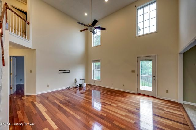 4710 Bay Cove Ct, Louisville, KY 40245