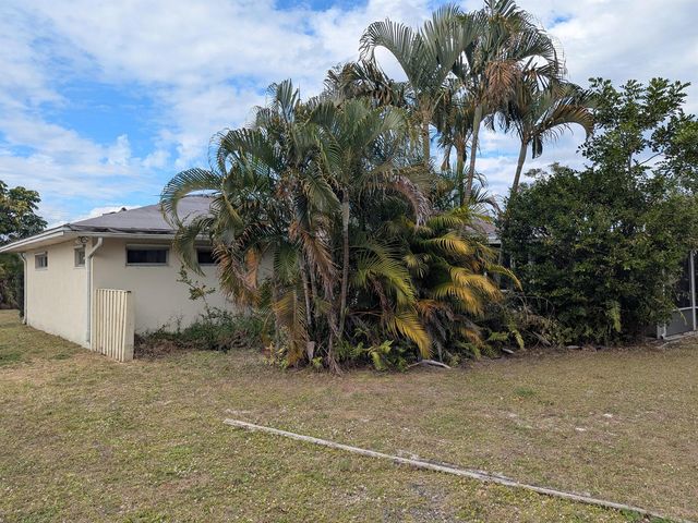 142 N Naranja Avenue, Port St. Lucie, FL 34983