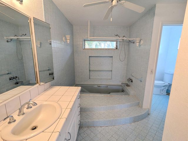 142 N Naranja Avenue, Port St. Lucie, FL 34983