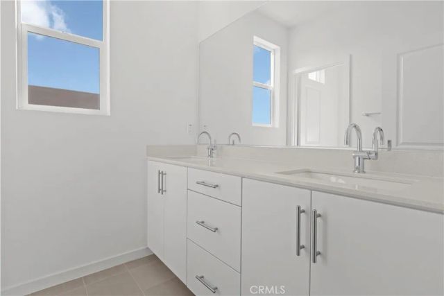 3679 W S. Eichler Paseo 12, Ontario, CA 91761