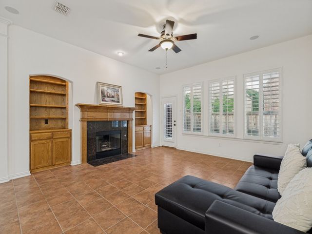 3078 Camden Bluff Road, Frisco, TX 75034