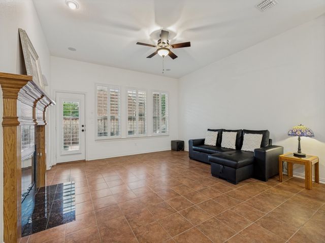 3078 Camden Bluff Road, Frisco, TX 75034