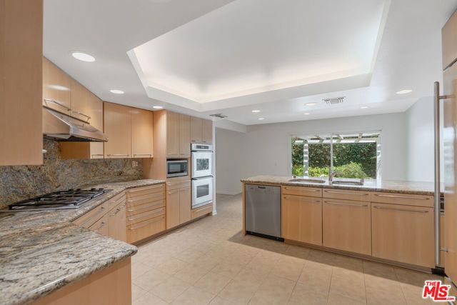23454 Park Hermosa, Calabasas, CA 91302