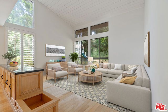 23454 Park Hermosa, Calabasas, CA 91302