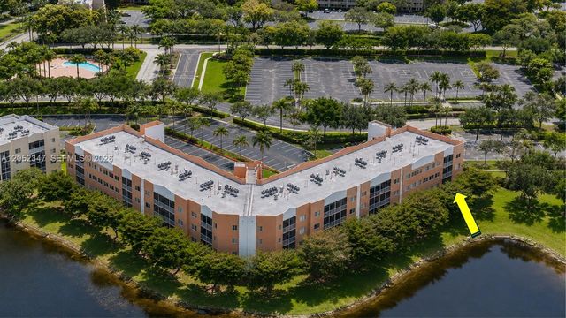7735 Yardley Drive 101, Tamarac, FL 33321