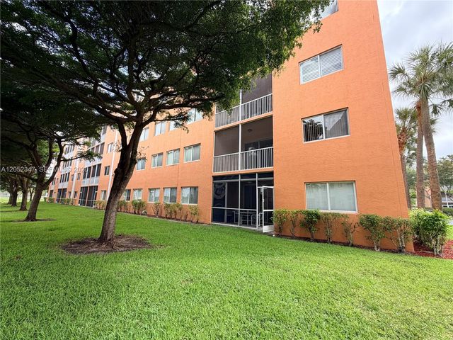 7735 Yardley Drive 101, Tamarac, FL 33321