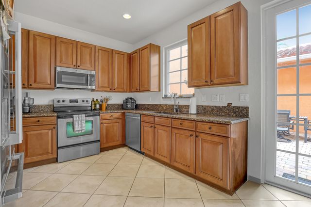 563 DAKOTA Drive, Jupiter, FL 33458
