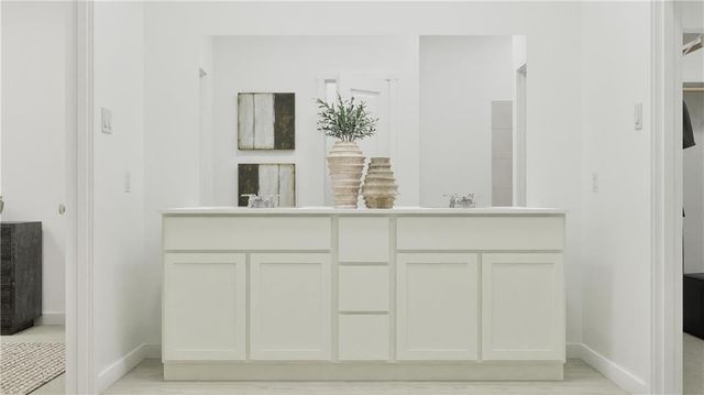 22575 W 214th Terrace, Spring Hill, KS 66083