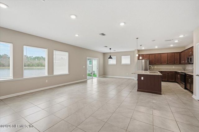 12032 BRIDGEHAMPTON Road, Jacksonville, FL 32218