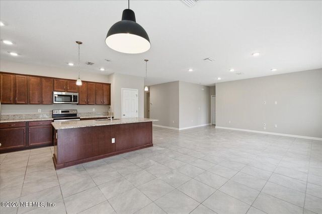 12032 BRIDGEHAMPTON Road, Jacksonville, FL 32218