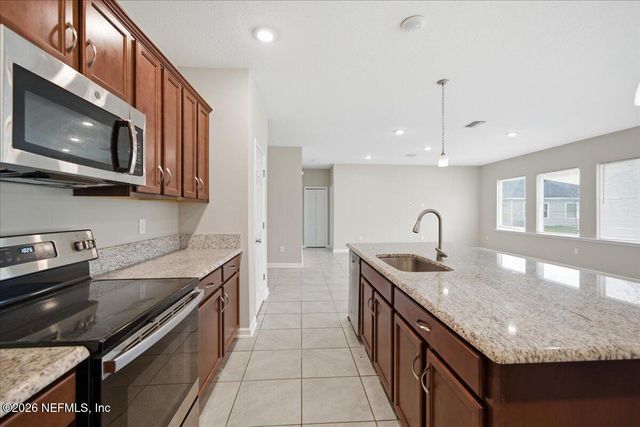 12032 BRIDGEHAMPTON Road, Jacksonville, FL 32218