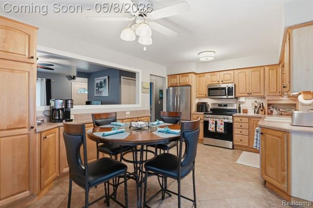 33304 Fraser Avenue, Fraser, MI 48026