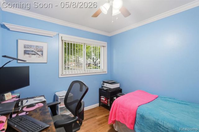 33304 Fraser Avenue, Fraser, MI 48026