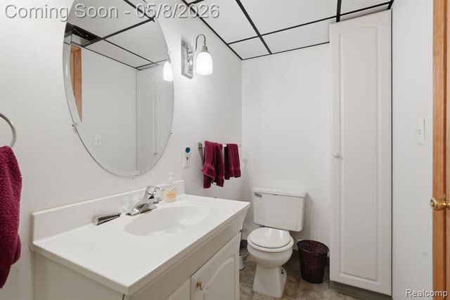 33304 Fraser Avenue, Fraser, MI 48026