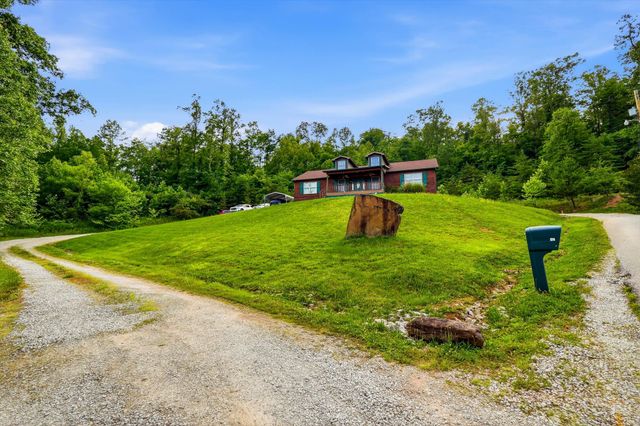 2 Kings Court Ests, Huntington, WV 25704