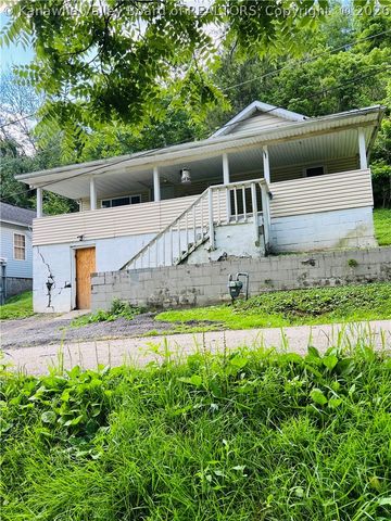 2519 Sissonville Drive, Charleston, WV 25312