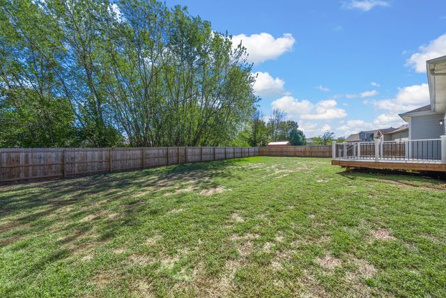 8635 Kingman Ct, Oak Grove, KY 42262