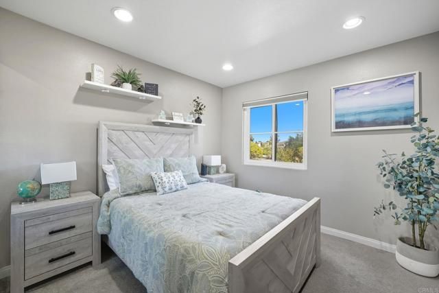 2083 Lakeridge Circle 104, Chula Vista, CA 91913