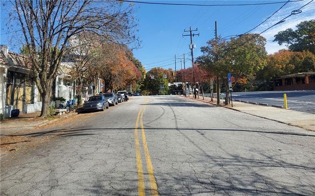 1042 NE Saint Charles Avenue NE 6, Atlanta, GA 30306