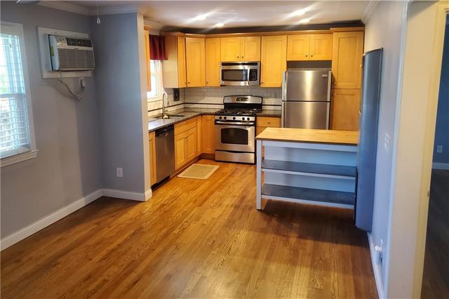 1042 NE Saint Charles Avenue NE 6, Atlanta, GA 30306