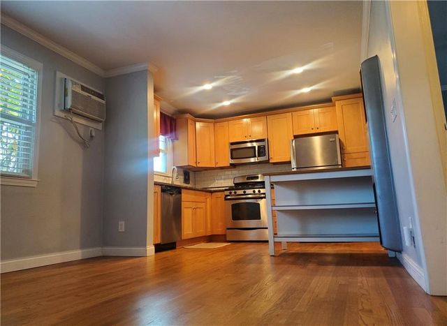 1042 NE Saint Charles Avenue NE 6, Atlanta, GA 30306